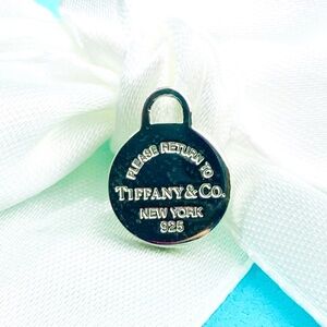New Please Return To Tiffany & Co mini round tag 1/2” Inch